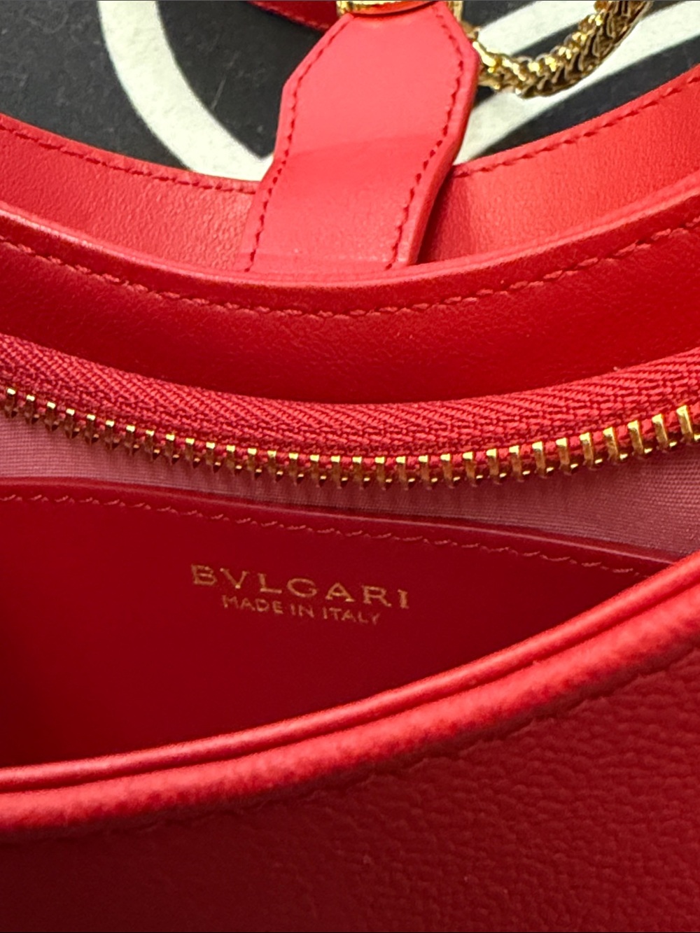 Bulgari Red Leather Shoulder Bag with Gold Serpent Detail - Picture 4 of 8